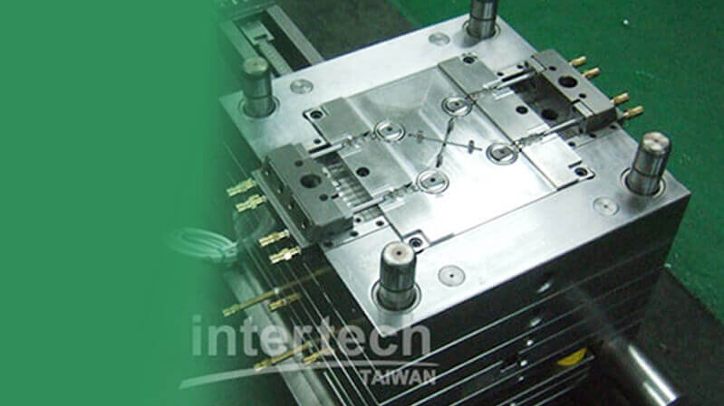 plastic mold maker