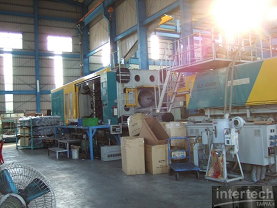 injection molding machines