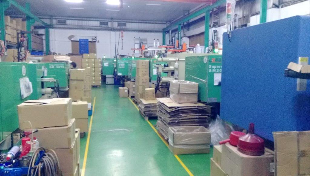 plastic mold factory with goods