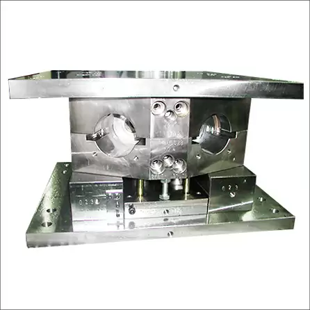 Pipe fitting molding