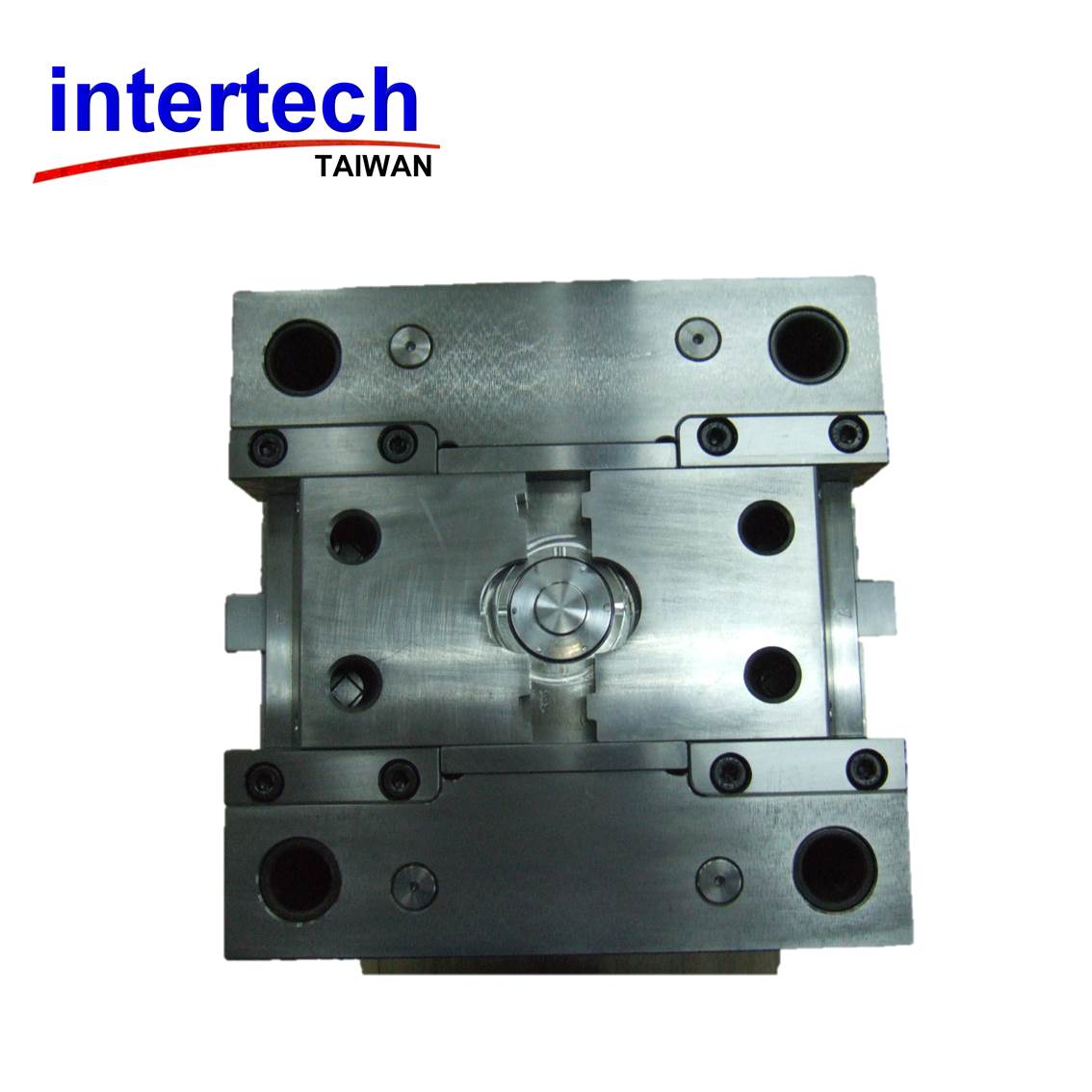 plastic injection mold