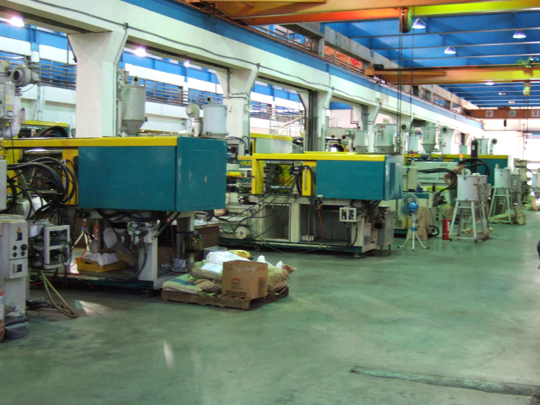 Inside Intertech’s factory: molding machines